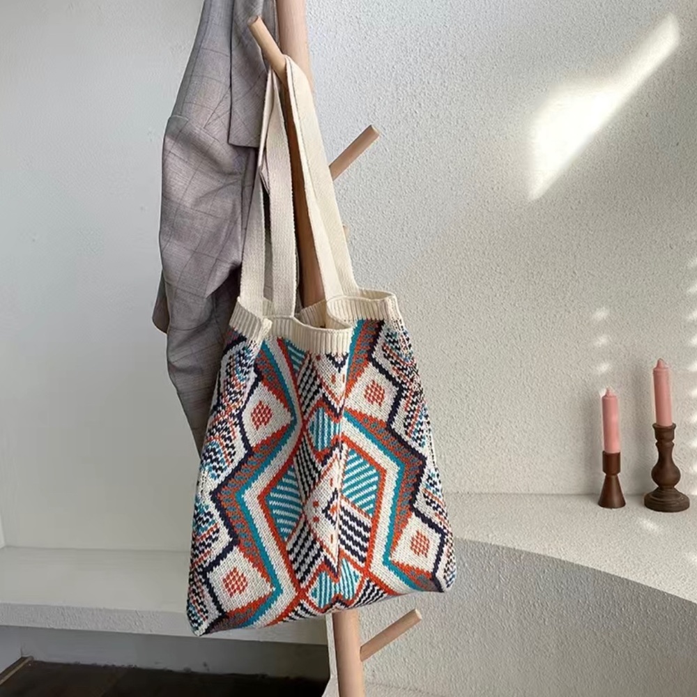 Versatile Bag - Picture 2 of 5